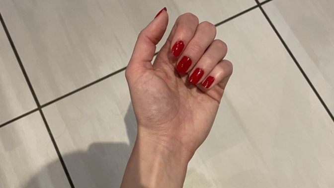 Is this nail colour nice?