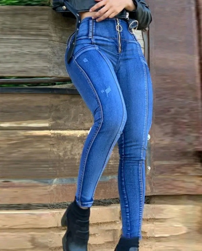 Girls, which of the following skinny jeans are the most feminine/cute style that I should buy?