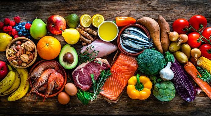 Write a list of the top 5 healthy dishes that you consider vital for gaining muscle 🥙 ?