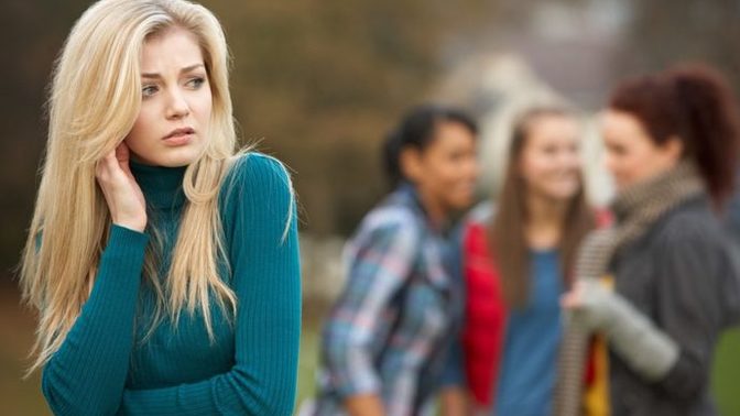 Girls, I have an introverted friend. She's more friendly around our friend group and I'm the only person she is quiet around. Does she hate me?