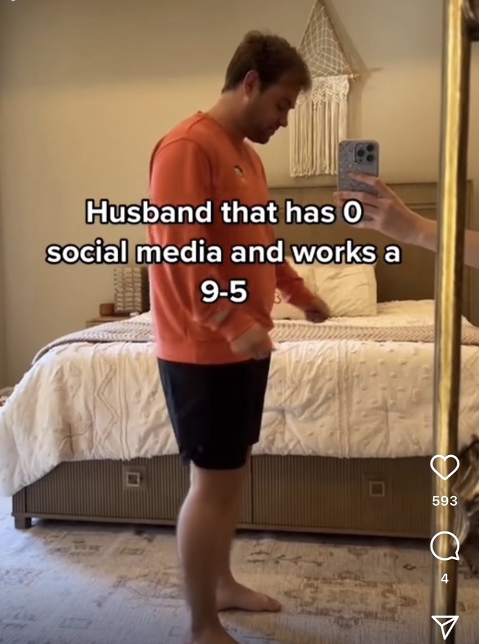 Do you think this girl looks down on her boyfriend based on this instagram posted of hers?