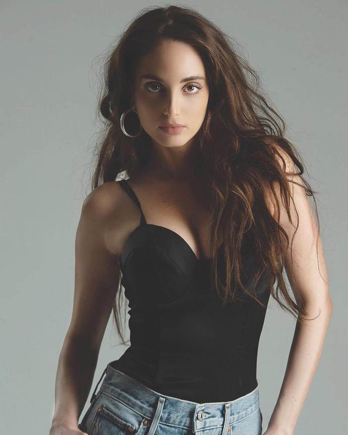 Why doesn't People Magazine do a Sexiest Woman Alive? If they did, Who would you nominate?