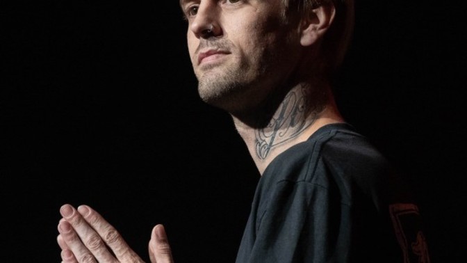 Aaron carter anyone else as upset as I am?