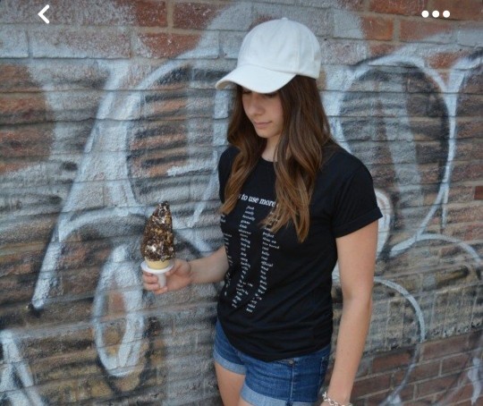 Denim baseball cap OR White baseball cap?