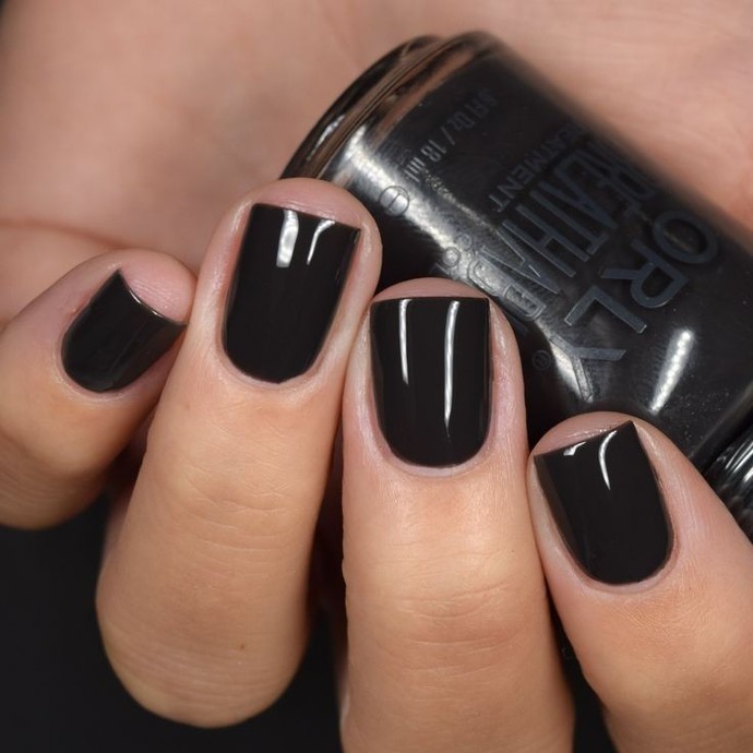 Which nail polish colour looks the most attractive?