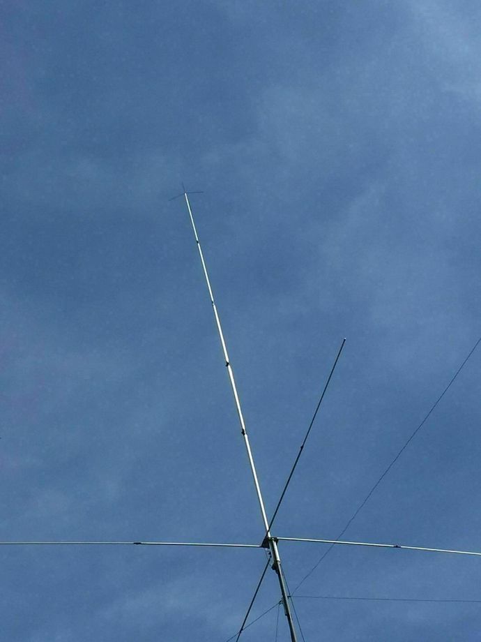 Hey you ham radio users, How come your not on the air right now?