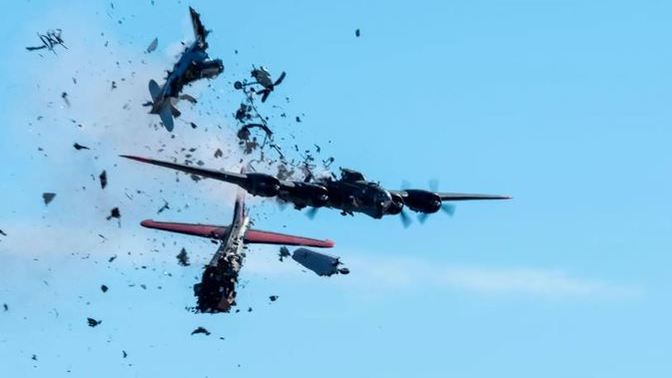 Thoughts on this aftermath photo of the ‘Wings Over Dallas' Air Show Collision?