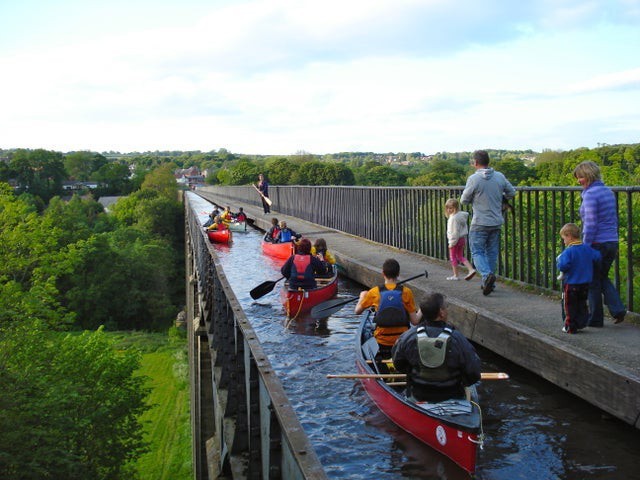 Would you prefer to cross an aquaduct by foot or boat?