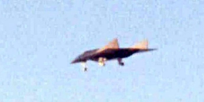Do you believe that the SR-91/Project Aurora/hypersonic spy plane ever existed?