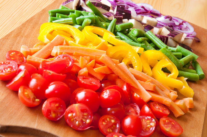 Why do you think that we don't see many foods in primary colours?
