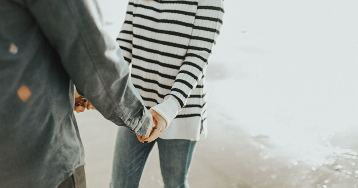 How can I deal with my boyfriend who is always threatening to leave me