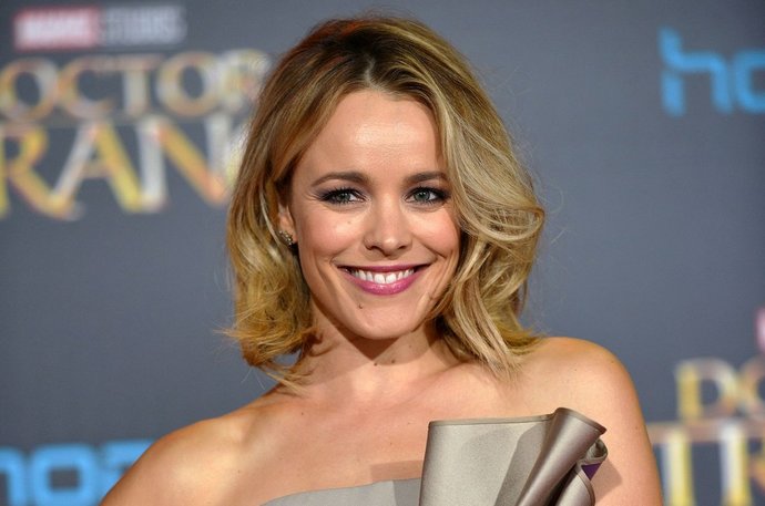 With Rachel McAdams we can solve abortion. She is the most beautiful woman to ever live. Why dont we focus medical research on cloning her?