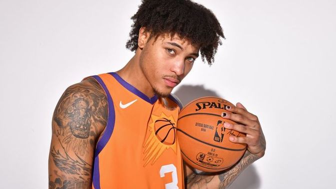 What's hotter basketball players or football players?
