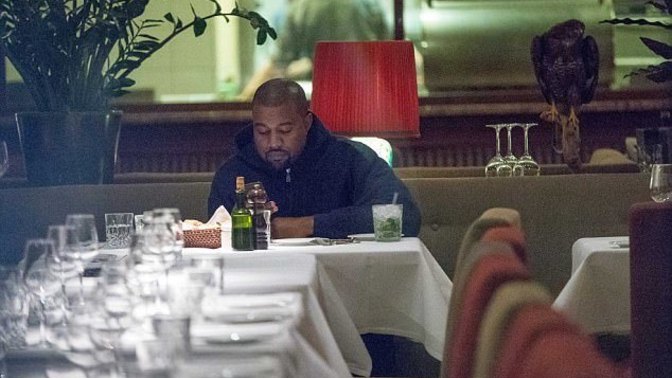 Do you think there is anything wrong with eating alone in a restaurant?