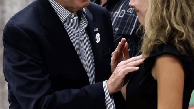 How can people keep denying Biden is a closet pedophile?