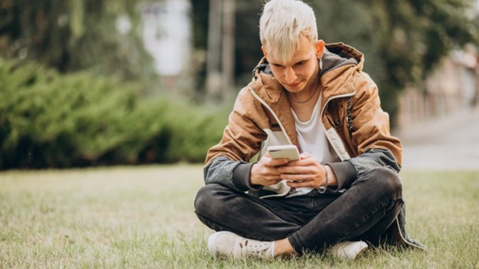 Is it ever okay to ghost a friend?