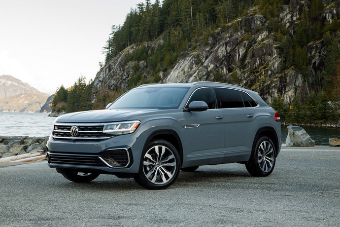 Out of the Kia Telluride, Hyundai Palisade, Volkswagen Atlas, which one is your favorite?