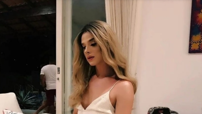 Girls, I am a crossdresser, do you think men can be attracted to me?