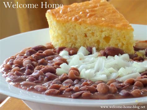 Beans, corn bread, with some yellow onion garnish. So good it’ll make you smack your mamma.