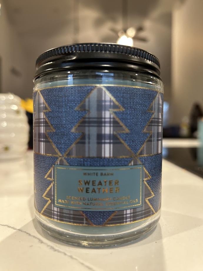 Do you like candles? If so what's your favorite scent? GirlsAskGuys