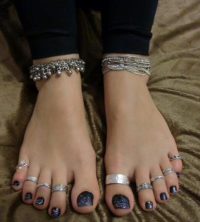 Am I the only one who finds excessive jewelry on women sexy?