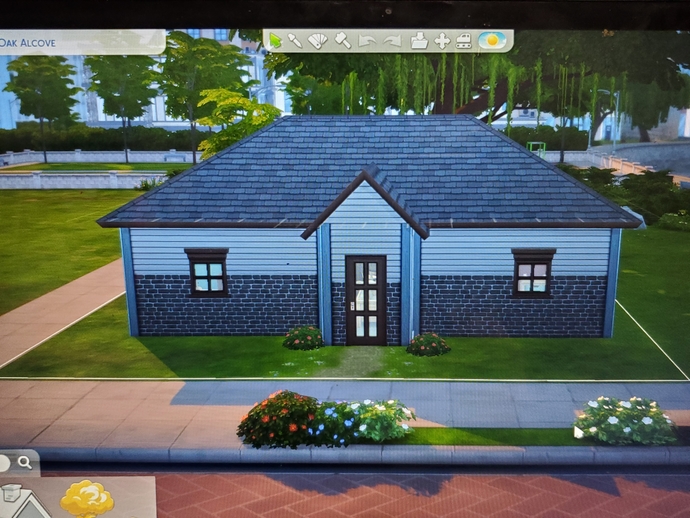 Which one is my prettier sim?