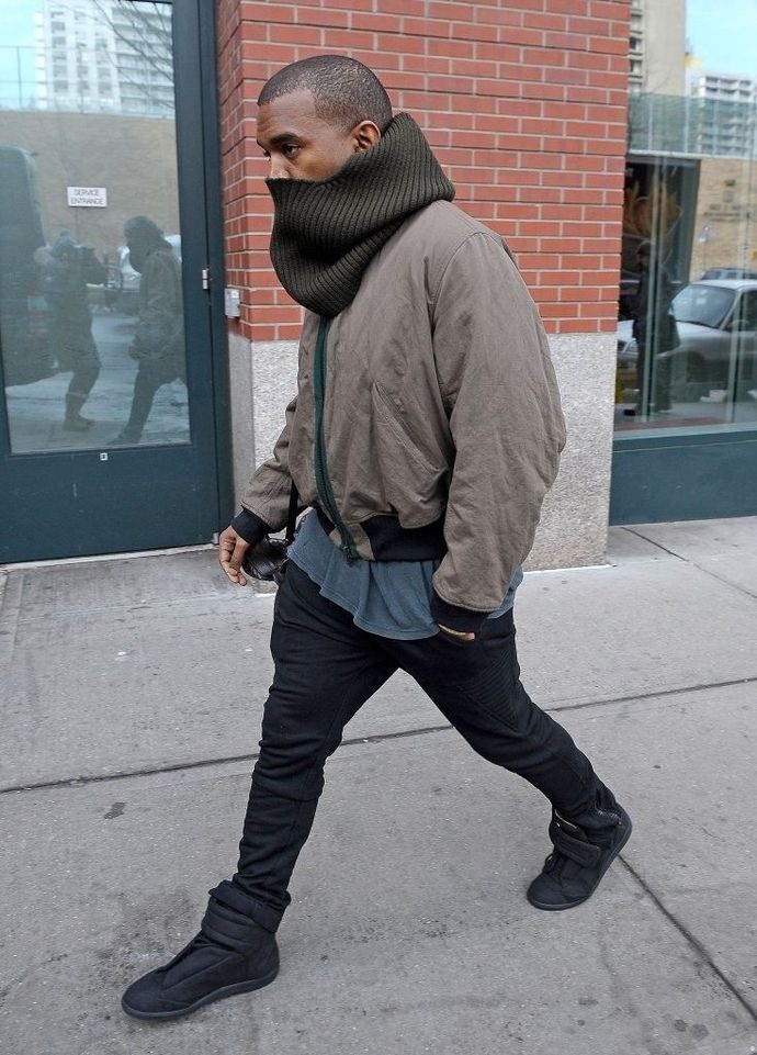 Do you find its ridiculous that Kanye still has to pay child support despite Kim being a billionaire?