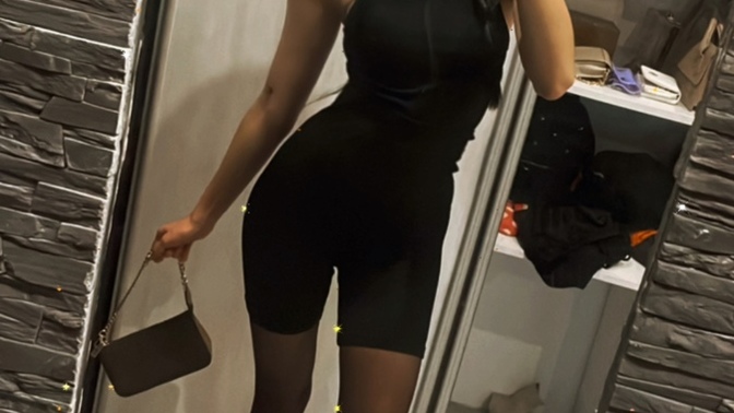 Or is this outfit better than the dress I posted yesterday?