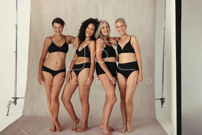 Do you like women with a natural looks or women who have had work done?