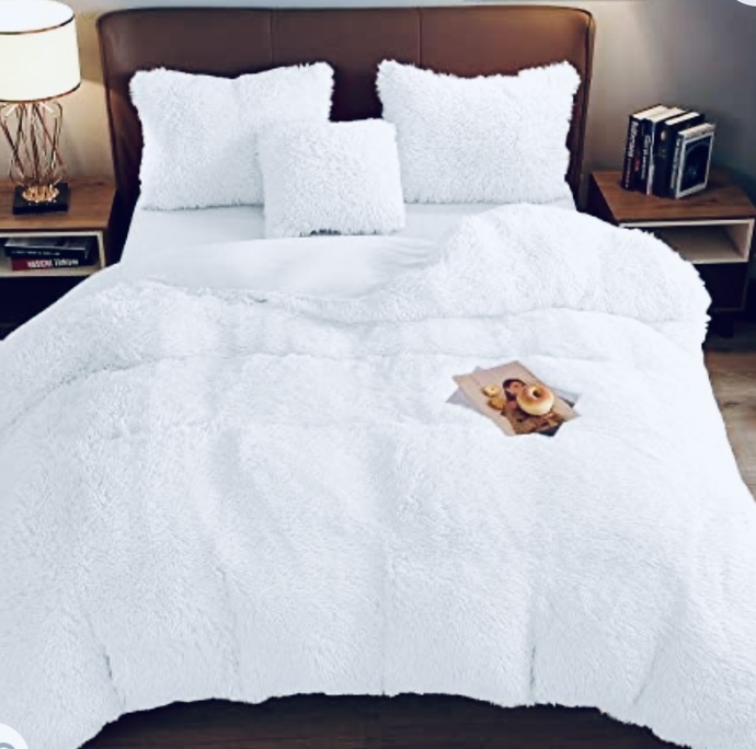 Which comforter set do you like best (just the covers in the pill