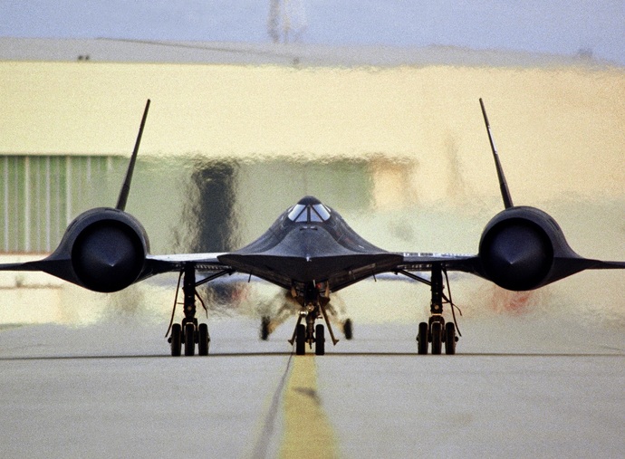 The United States Strategic Reconnaissance aircraft - The SR-71 Blackbird 🙂❤️