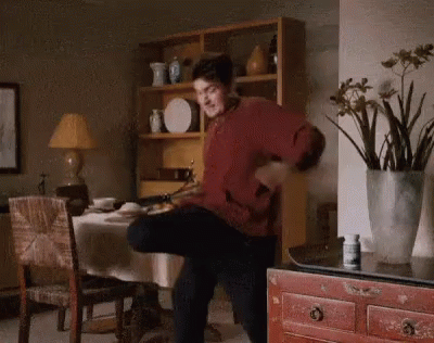 Post a GIF that describes your current relationship status?