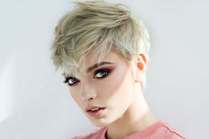 What's one negative or bad physical trait that, in your opinion, can ruin an otherwise attractive-looking person?