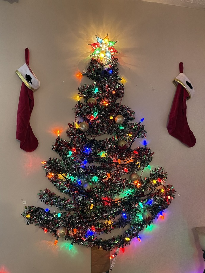 This year’s solution to Pet’s Who Destroy Christmas Trees.