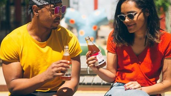 Is It Disrespectful To Your Current Relationship To Stay Friends With Your Ex?