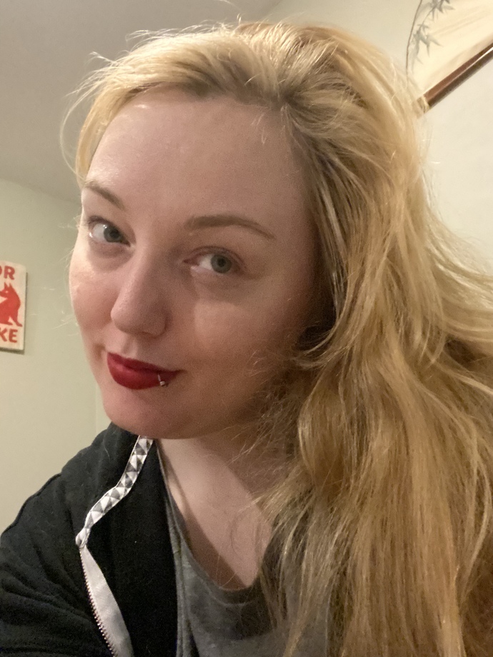 I have fine hair and I have no idea how to care for it. How do I give it volume without using a lot of product?