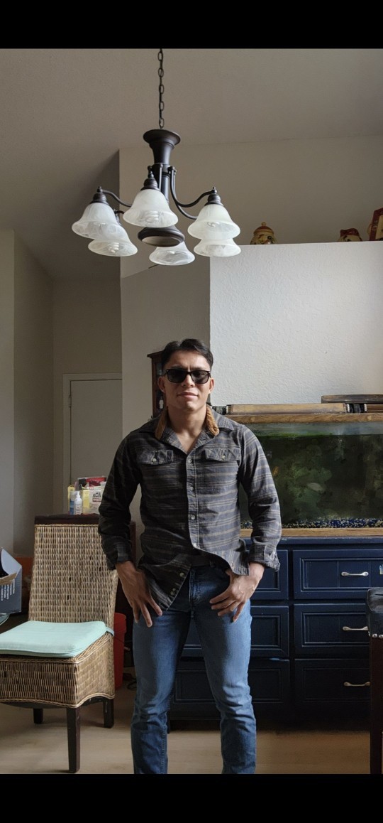 How does this flannel look on me?