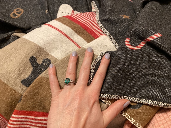 Girls, I’m a 30 year old married guys who paints his nails?