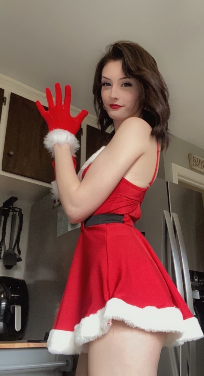 What would you rate my Christmas outfit?
