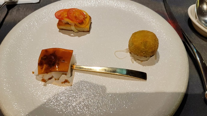 Why do french has special way to eat?