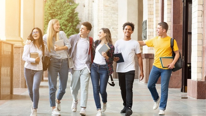 How do you make friends at university?