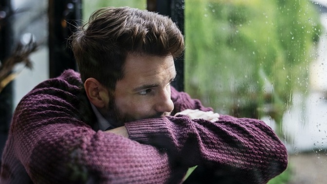 Can you be in love with your ex and still get into serious relationships?