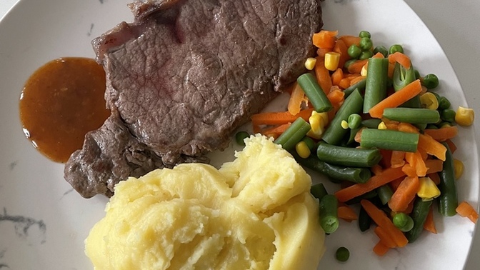 How’s my lunch 🥩 look?