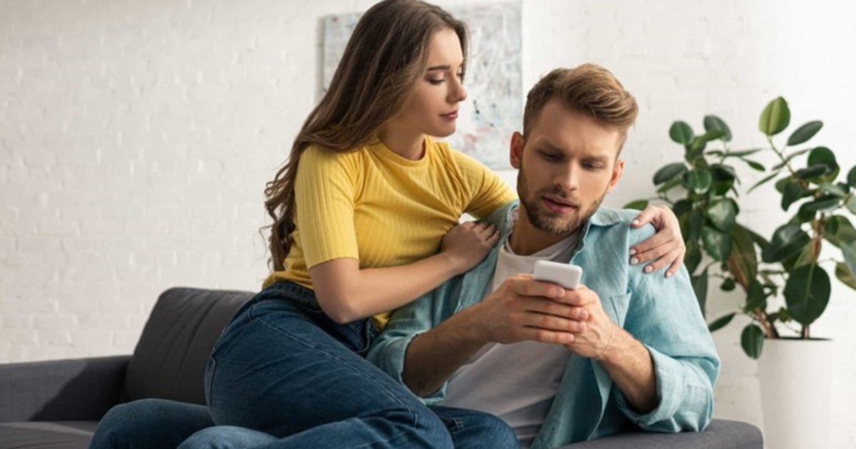 How do I get my boyfriend to show more physical affection? GirlsAskGuys