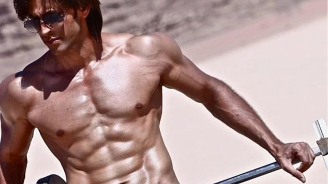 Can a good physique make an average/ugly guy attractive?