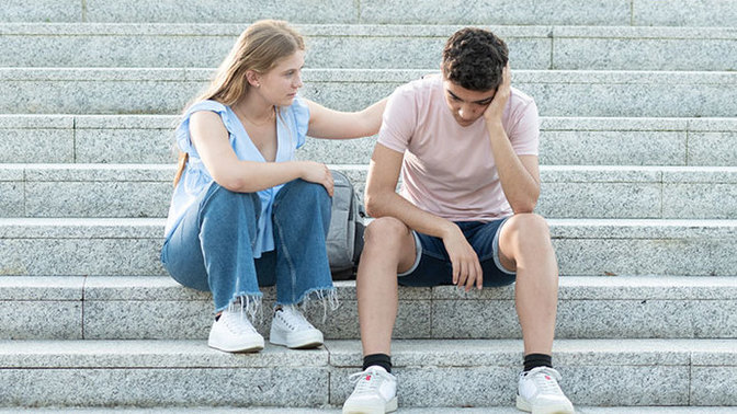 So what does a girl's "bro" mean?