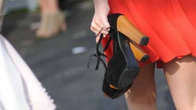 Girls, did you wear heels on NYE? Did you keep them on all night?