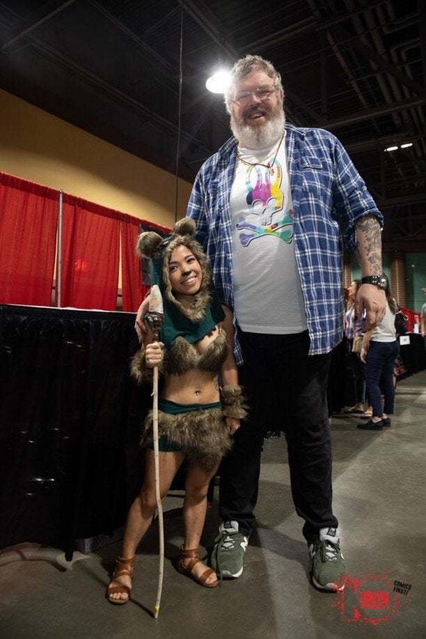 Are Short girl/tall guy couples just the cutest?