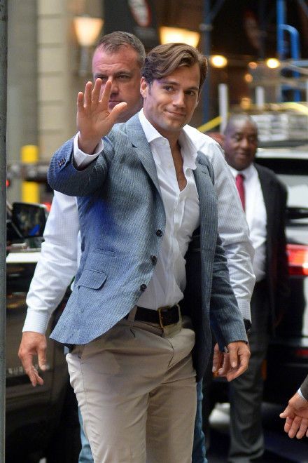 The British actor Henry Cavill named the most handsome man of 2022! Do you agree?