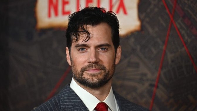 The British actor Henry Cavill named the most handsome man of 2022! Do you agree?